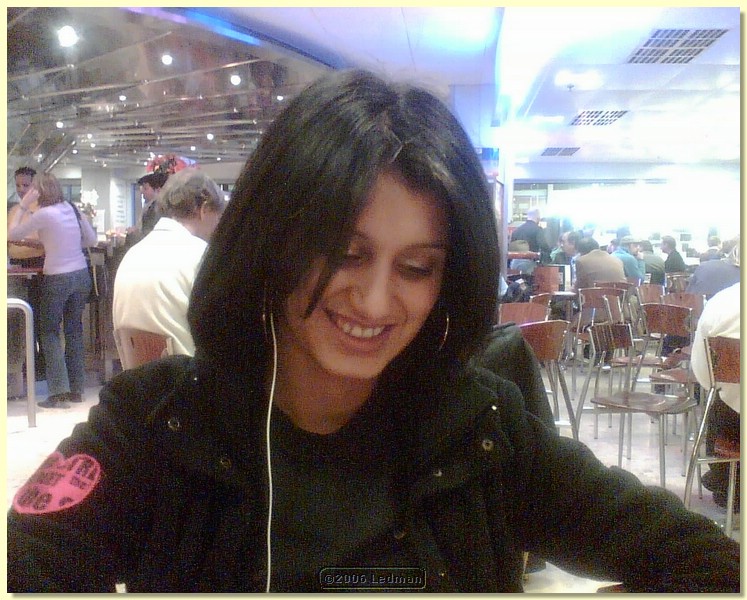 Photo000.jpg